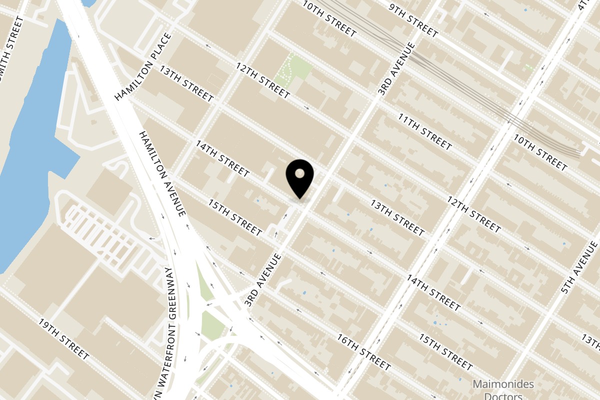 Map showing the location of Surfish Bistro on 550 3rd Ave in Brooklyn